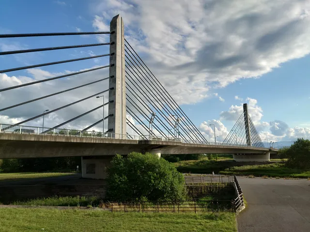 Twin Harp Bridge
