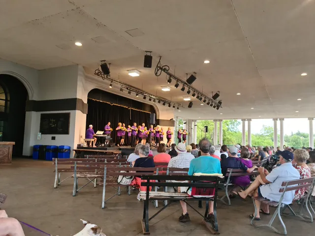 Como Lakeside Pavilion