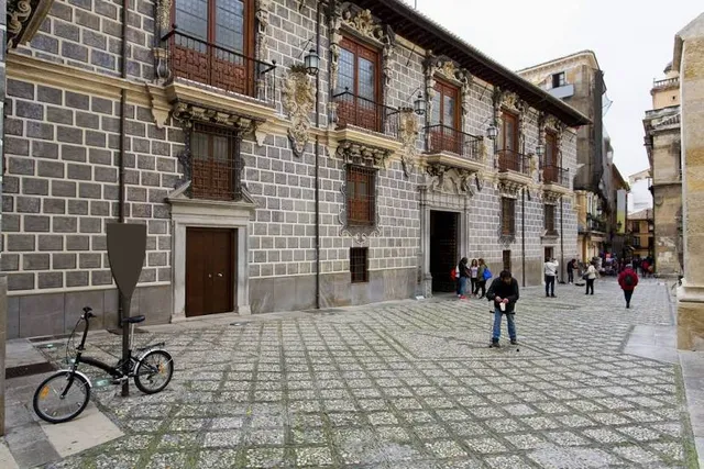 Palacio de la Madraza