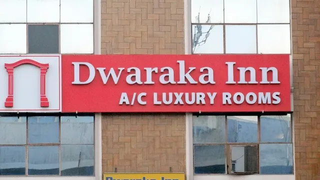 Hotel Dwaraka Inn