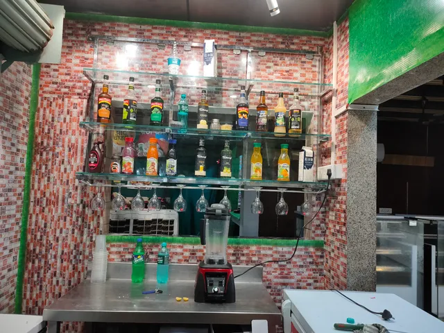 Pizza & Pizza Restaurant