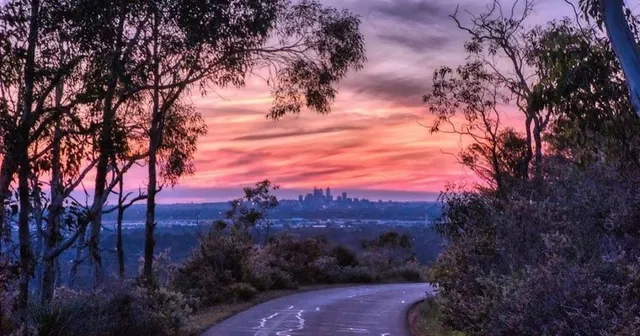 Zig Zag Scenic Drive