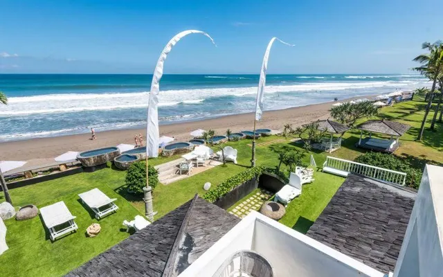 Morabito Art Villa Beach