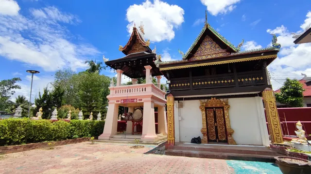 Wat Ban Mon