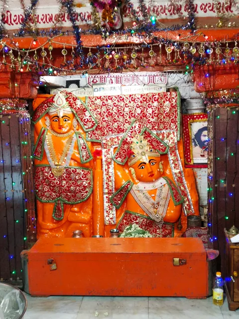 Makardhwaj Hanuman Mandir (Hanuman Dandi)
