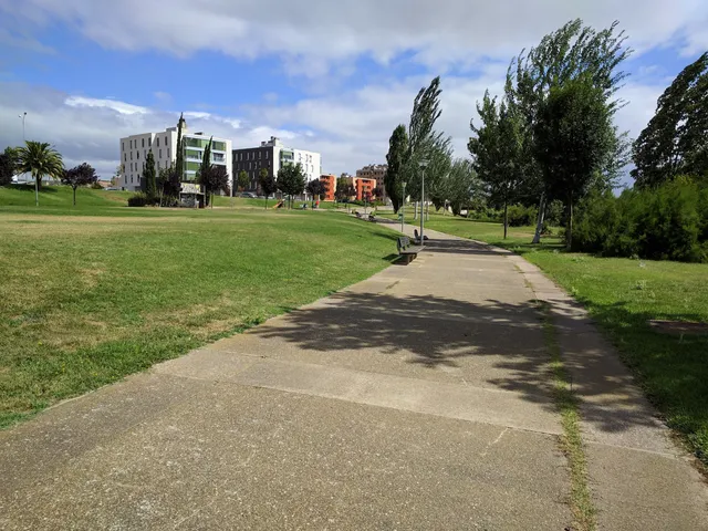 Paseo del QUEILES Park