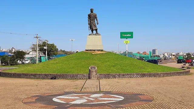 Monument to Laçador