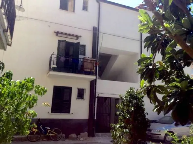 Fiordaliso Apartments