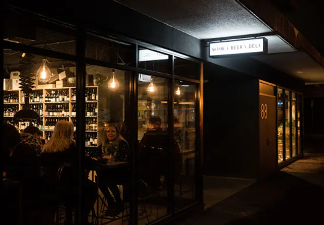 Hudsons Road Wine & Beer