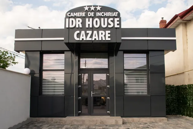 IDR HOUSE - Cazare Buzau