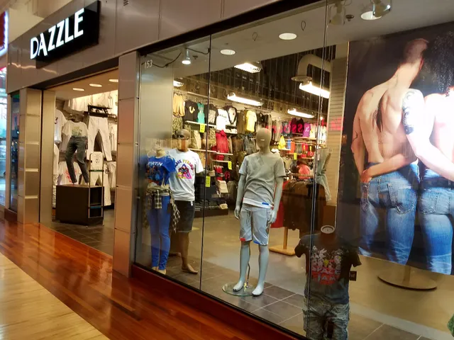 Dazzle Outlet