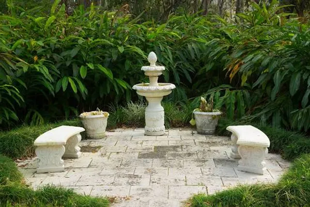 Dunlawton Sugar Mill Gardens