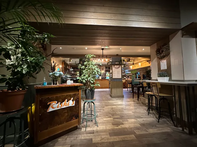 Rishi's Indian Aroma