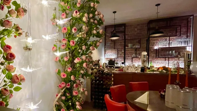 NH Asian Cuisine & Sushi