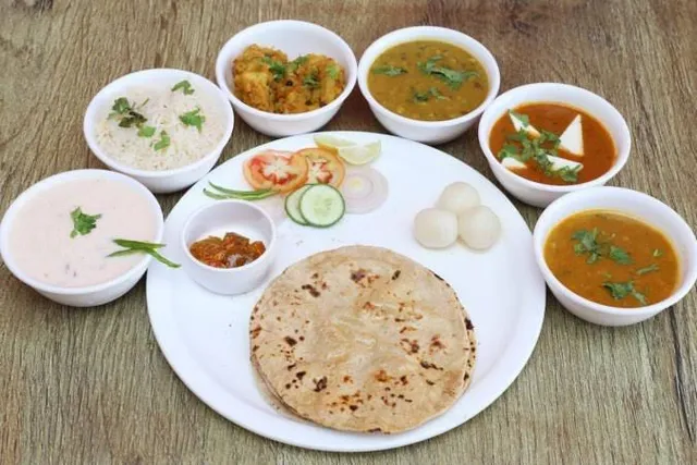 Choudhary Pavitra Bhojnalaya