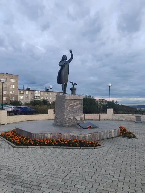 Skul'ptura Zhdushchaya