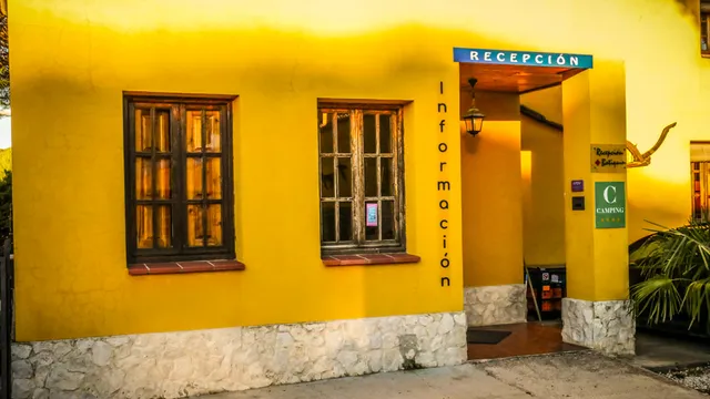 Camping Riberduero en Peñafiel - Small camping in rural Spain