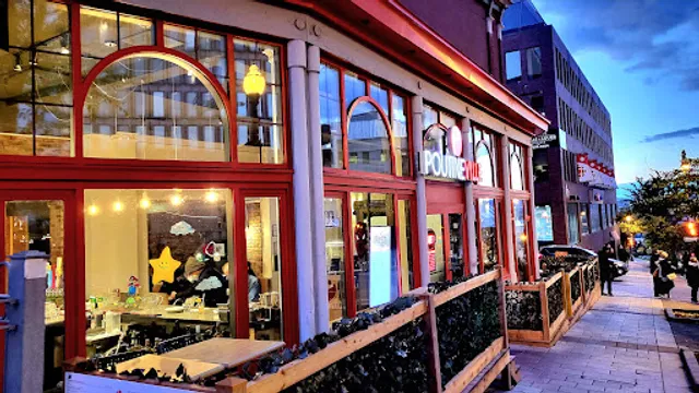 Restaurant Poutineville Vieux Québec