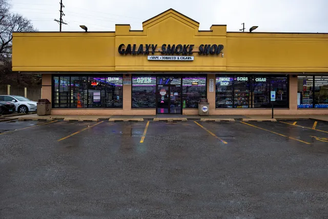 GALAXY SMOKE SHOP ELGIN