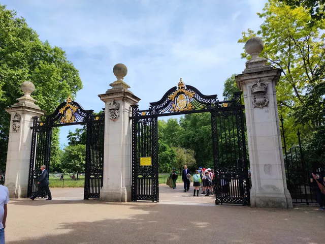 Diana Princess of Wales Memorial Walk