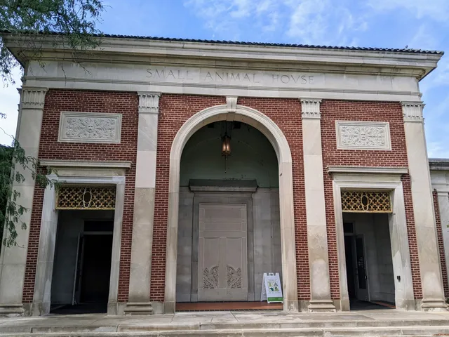 Helen Brach Primate House