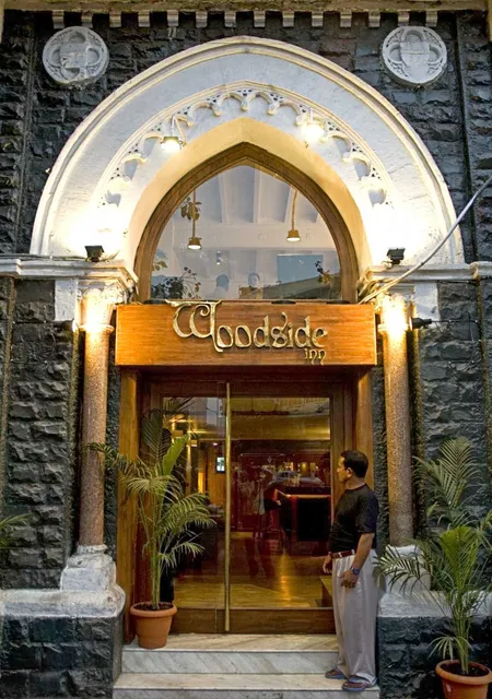 Woodside Inn