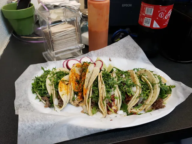 La Salsa Verde Taqueria
