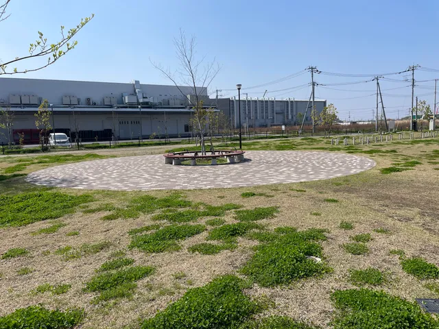 Kakinoki Foods Site Park