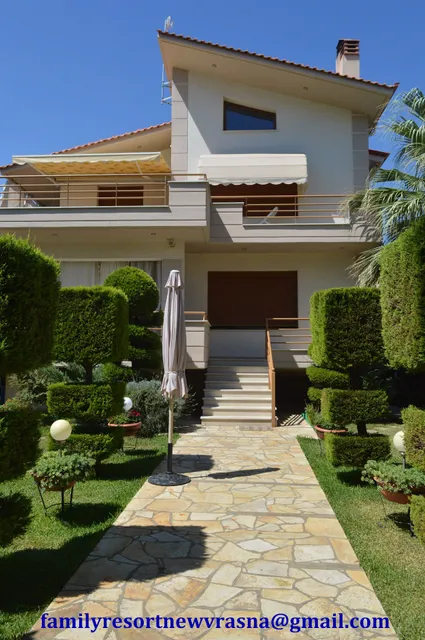 Family Resort in Nea Vrasna