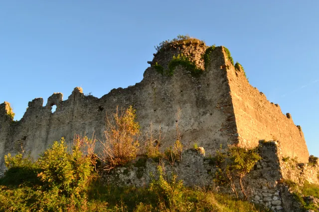 Castello di Montevetrano