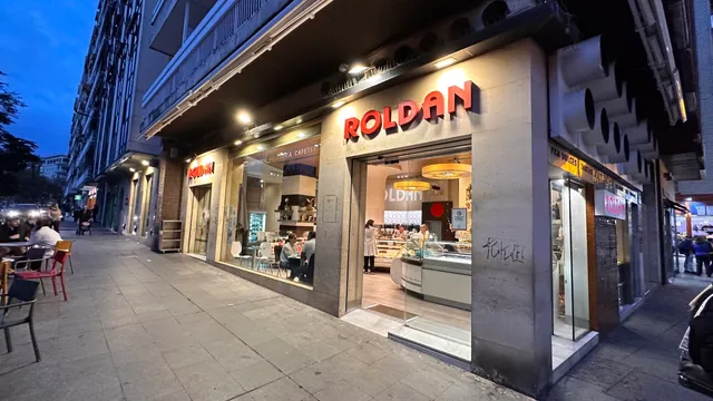 Patisseries Roldán - Center
