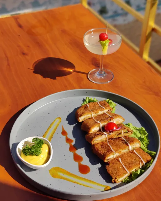 Casa River Rays Restaurant