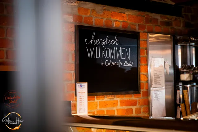 Cortendorfer Stadel - Eismanufaktur Kalte Schnauze // Café und mehr // Wein-Stadel // Apartment - Ferienwohnung