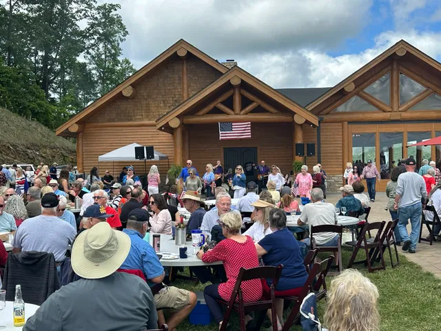 Point Lookout Vineyards