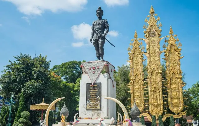 King Mangrai Monument
