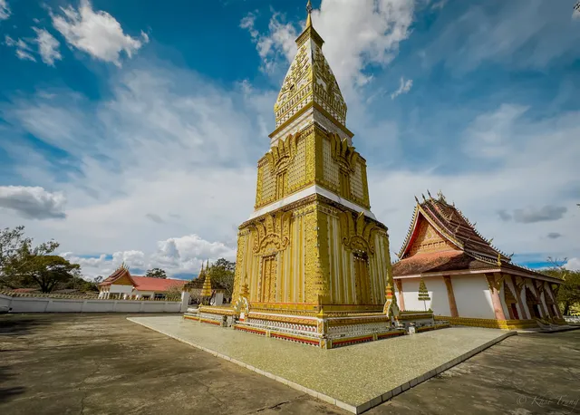 Phabath Phonsan Temple