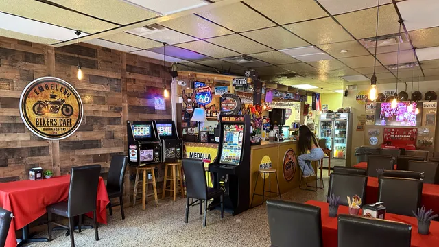 Embeleko Bikers Café