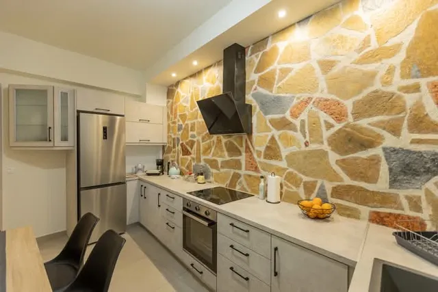 Nelly's Modern House