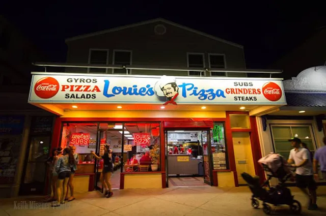 Louie's Pizza