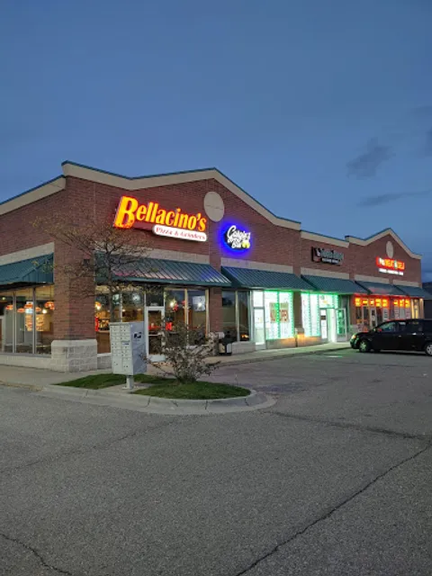 Bellacino’s Pizza and Grinders Inside Gargies Bar