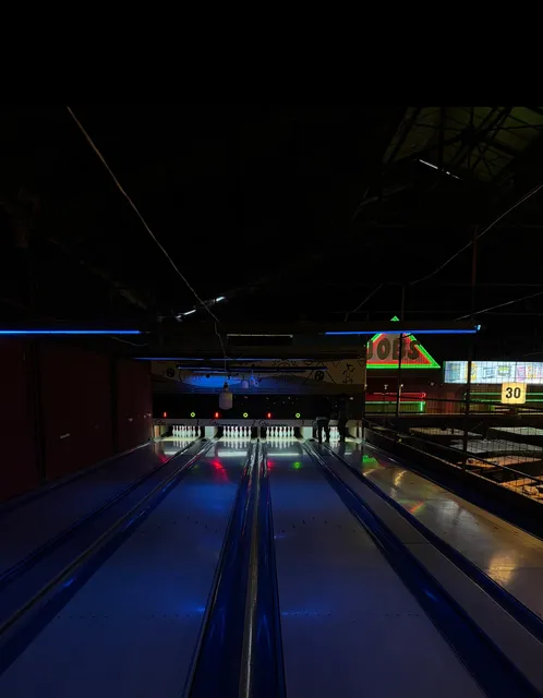 Jobs Núñez - Bowling, Scalextric, Fono-bar