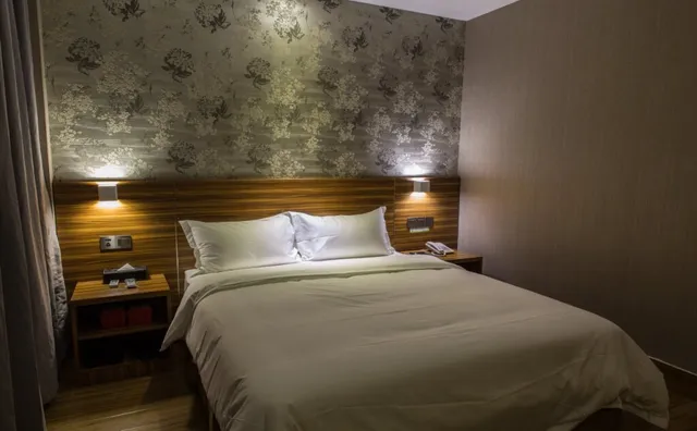 Guangzhou Hengchao Holiday Hotel