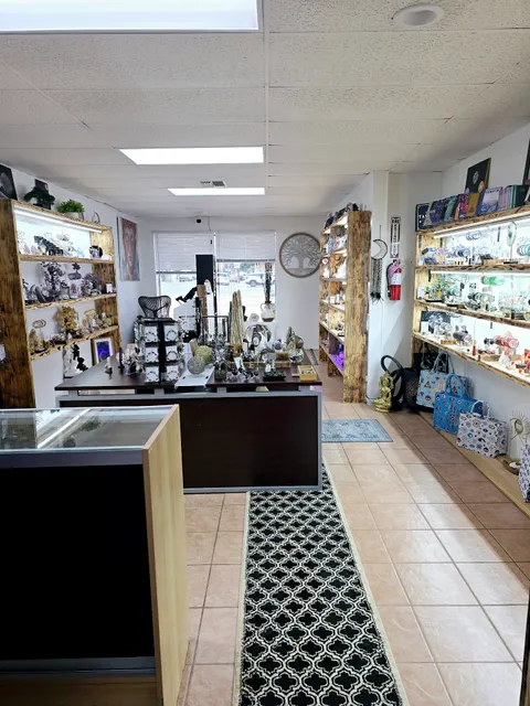 Sol Y Mani Creations