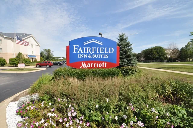 Fairfield by Marriott Inn & Suites Chicago St. Charles