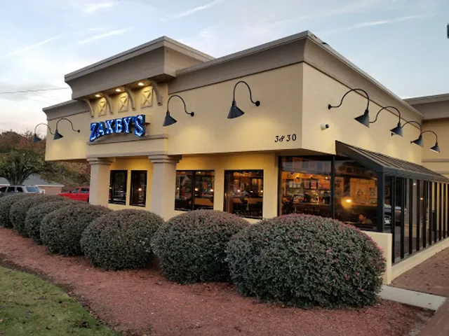 Zaxbys Chicken Fingers & Buffalo Wings
