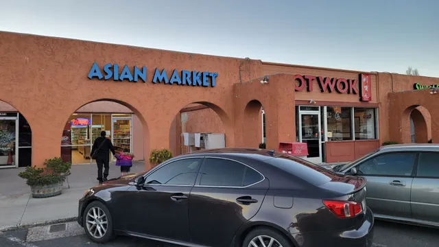 Li's Asian Market