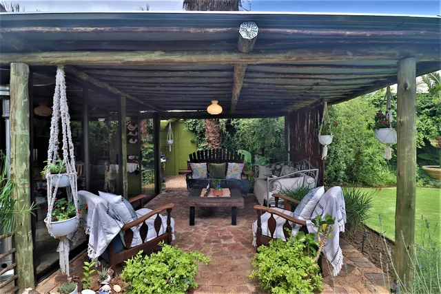 The Ranch Guesthouse