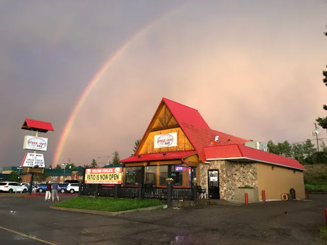 Canadian Steakout Grill & Lounge