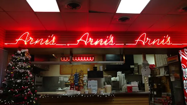 Arni’s Lafayette Pay-Less