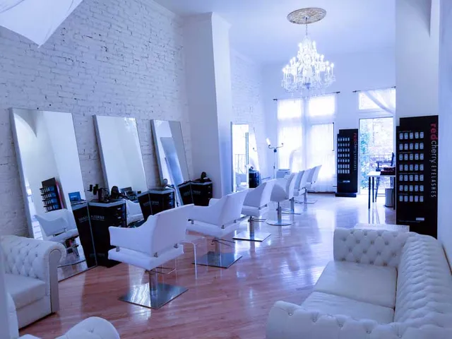 * Hair Extensions Studio * by Fluff